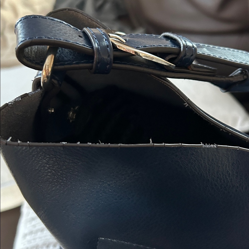 Co-Lab Shoulder Bag - Picture 10 of 16